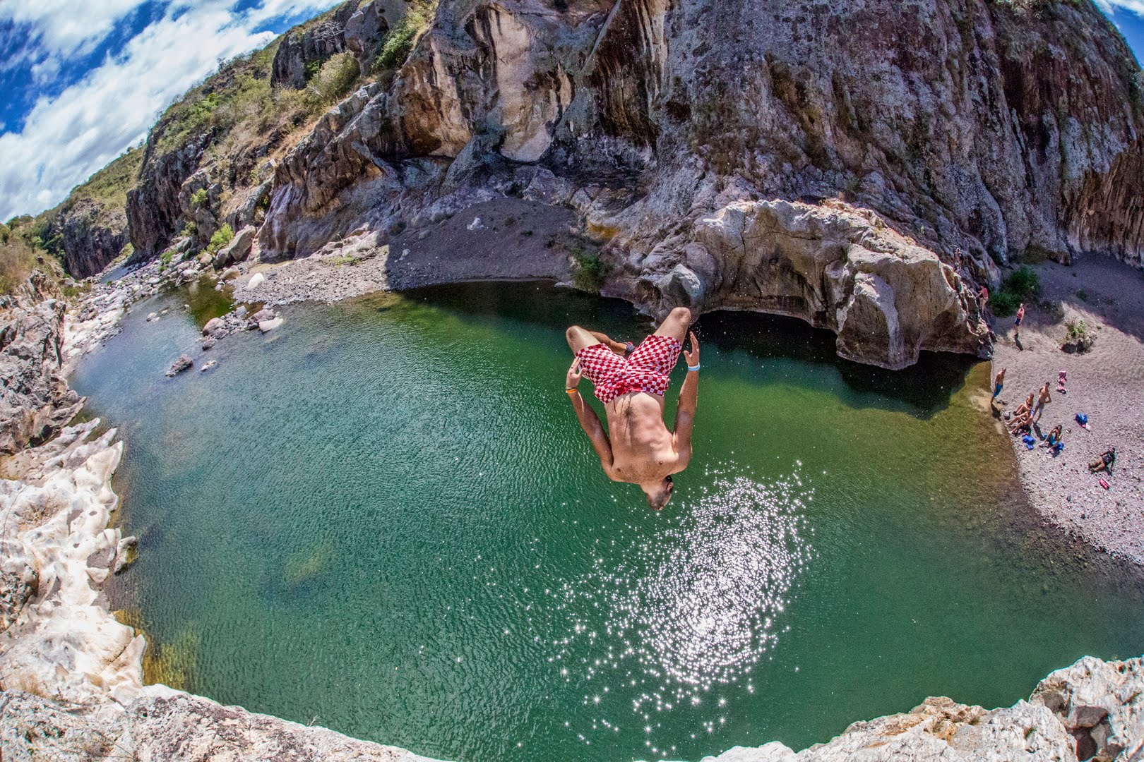 Epic Cliff Jumping in Nicaragua