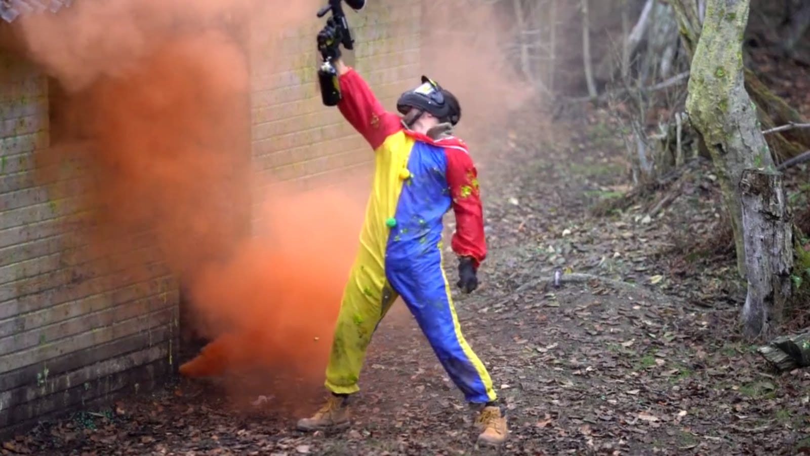 PAINTBALL DARE - 100 Shots in 10 Seconds